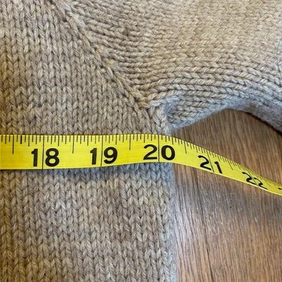 Vintage Fair Isle Sweater Handmade Knit 100% Wool Cardigan Womens Size Medium - Picture 9 of 9